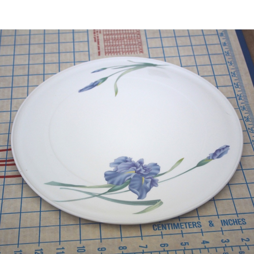Christopher‎ Stuart Iris Y1519 Bone China 12 inch Plate Serving Platter